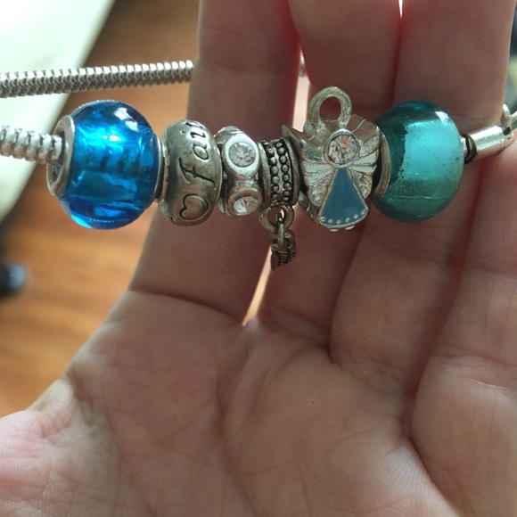 Pandora bracelet - Picture 2 of 3